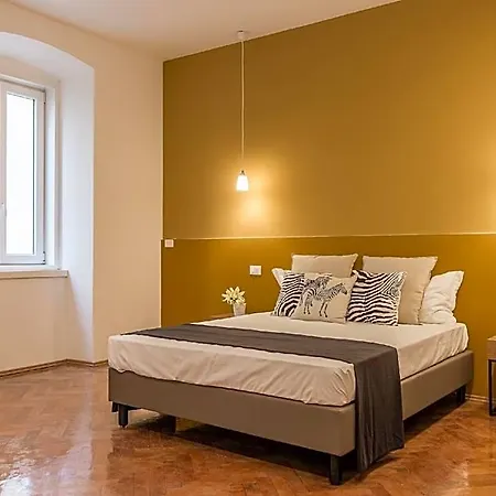 Elegante Vicino Stazione - Gold 3* ترييستي